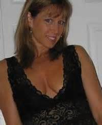 a single milf in Indianapolis, Indiana
